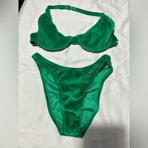 2pc Set Color Green Size large furrkinni